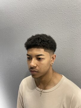 グロウヘアワークス トウキョウ(grow hair works tokyo) ローフェード×ハードパーマ