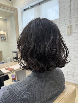 エイミーバイアフロートザガーデン 浦和店(amie by afloat the garden) 無造作ナチュラルパーマボブ
