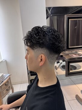 アイズ 海老名(AIZU) ラルフカール 極道パーマ ニュアンスパーマ フェードカット