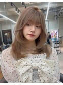 顔型別ヘアスタイル特集/ホワイトグレージュ/ミニウルフ