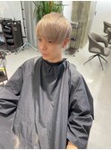 ハイライトカラーミルクティーベージュレイヤーカット