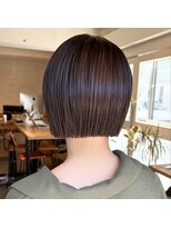 ドルセ(Dulce)&nbsp;えりあしギリギリの切りっぱなしボブ