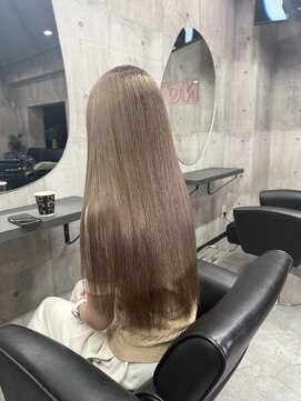 ノーン(NONE) ミルクティーベージュ