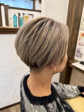 アミリー ひたち野うしく店(Amily) ハイライトバレイヤージュダブルカラーケアブリーチ20代30代