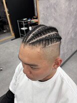 段&nbsp;ストレート4本コーンロウ！