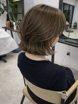 ノーム(norm)&nbsp;レイヤーボブ/くびれボブ/オリーブベージュ/明るめカラー/外ハネ