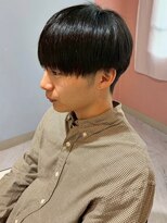 アンニュ(annuy)&nbsp;マッシュ 刈り上げ 韓国ヘア ツーブロック 黒髪 20代