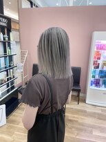 キセイ イオンモール新利府北館店(KISEI)&nbsp;立体感とこなれ感！フルブリーチ×バレイヤージュ♪20代～40代