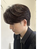 ネクストフォーヘアー(NEXT for hair)&nbsp;ニュアンスパーマ　毛流れ　センターパート　メンズ　20代