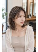 透け感ハイライト外ハネくびれミディ