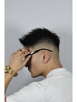 ベガス 大宮(Vegas) スキンフェード×フェザーアップ