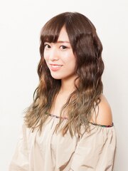 ロングバレイヤージュのエスニック系波ウェーブヘアに☆