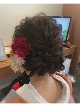 ヘアアンドケア エジェリラボ(hair&care egerie lab) 【 egerie lab. 】ゆるふわ 編み込み スタイル