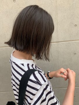 ロピオル(Lopiolu) 【 Lopiolu 島田】切りっぱなしボブ グレージュブリーチ無し4