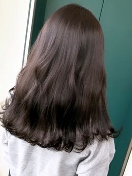 ラフテル 横浜(LAFTEL) ダークアッシュアースカラー エアリーミディ[横浜/横浜駅]