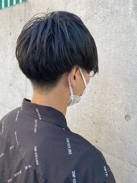 ヘアーメイク ヴァンセット HAIR & MAKE VINGT-SEPT 王道のマッシュショートカット