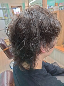 ヘアジーナ(Hair Jina) マッシュウルフゆるふわパーマ