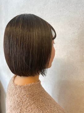 チーモ ハッピー ヘア メイク(CheeMo happy hair make) 女性らしいショートボブスタイル