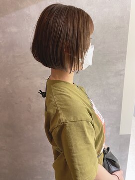 フレームプラス 御堂筋難波店(FRAME +) 切りっぱなしボブ
