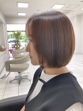 モク(m.o.k.u.) うる艶ナチュラルストレート