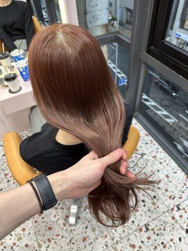 ボタン シブヤ(VOTAN SHIBUYA) 韓国ヘア/ピンクベージュ/艶感カラー/暖色系カラー/ブリーチあり