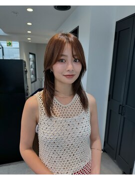 トレス(TRESS) レイヤーミディアム　ウルフボブ　大人ミディアム