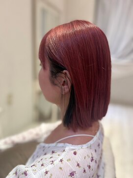 ナンバー ユアイロ 川崎(N° uairo) 丸型卵形韓国顔まわりエアリーロング美髪ピンクブラウン川崎