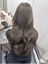 リラ バイ ミラ 新宿(LILA by MILA) メルティカラーフェミニンロング似合わせカットレイヤーカット