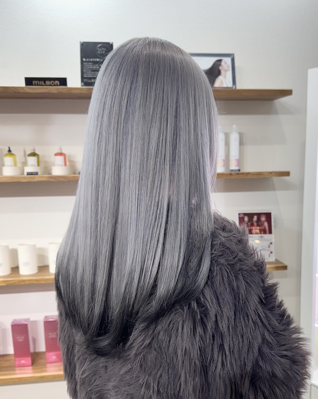 シルバー：L239934405｜グリ(gris)のヘアスタイル｜ホットペッパー