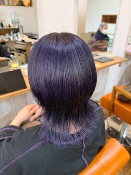 ニフティー(Nifty) パープル×ウルフカット