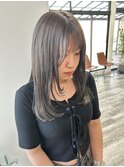 グレージュ×顔周りレイヤー (ブリーチあり)
