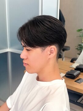 ジーナ 天神(Zina) 【Zina】メンズ/韓国/センターパート/縮毛矯正/福岡/天神/大名