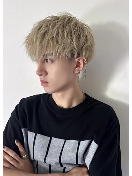 メンズサロン キング 心斎橋店(Men’s salon K!ng) メンズカット/ブリーチ/ニュアンスパーマ/メンズハイライト/眉毛