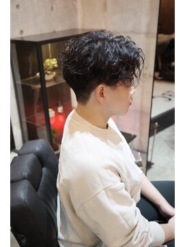 アイビーシー(I.B.C) センターパート×シャドウパーマ