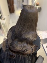 リー 四ツ橋(Lee)&nbsp;レイヤーカット/韓国風/外国人風/顔周り/透明感カラー