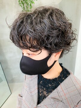 テトヘアー(teto hair) マッシュショート、スパイラルパーマ、くるくるパーマ