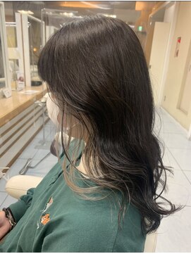 インナーカラー/イヤリングカラー/ケアブリーチ/グレージュ/横浜