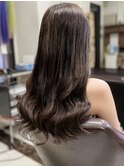 暗髪ヘアー