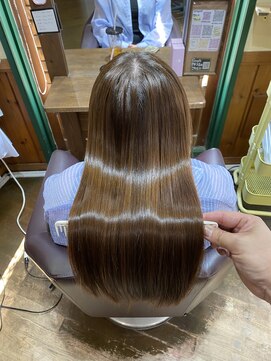 エルパライソ 鯖江店(Elparaiso) 鯖江/髪質改善/艶髪ロング/白髪ぼかし/ダメージレス/