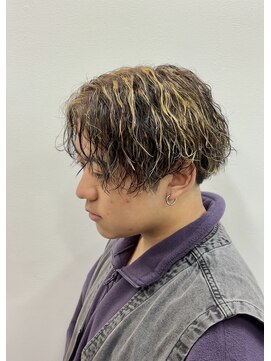 カリス ガーデン(Charis garden) ツイストスパイラルパーマ×ハイライト