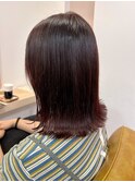 切りっぱなしボブ×レッドブラウン / 鈴木悠菜