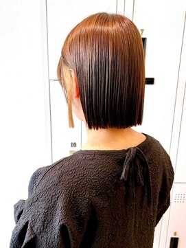 セイドット リー(Say. Ree) Say.ボブアッシュブラックオリーブグレー暗めカラー表参道青山