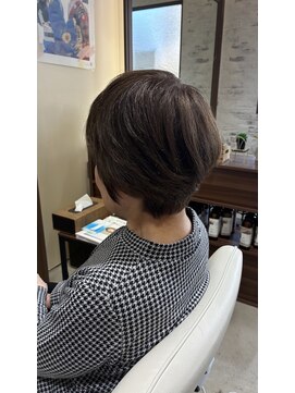 ブランシェ 高蔵寺店(BRANCHE) 毛流れショートスタイル【吉田】