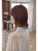 切りっぱなしボブ×アッシュブラウン