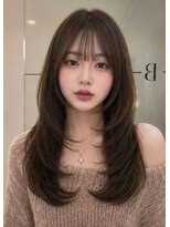 ベル 新宿(Belle)&nbsp;大人ヘア　レイヤーカット　韓国ヘア　ベージュカラー　新宿