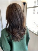 赤み、茶髪解消!大人可愛いアッシュグレーカラーエアリーミディ