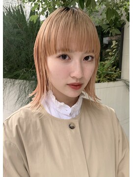 ユーリカ(Eurica) ワイドバング切りっぱなしボブ