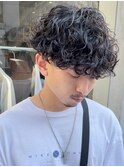 ツイスト波巻きスパイラルパーマツーブロックメンズマッシュ