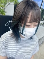 アーブル ヘアーアンドメイク(ARBRE) ブルーブリーチグリーンダブルカラーレイヤーカットボブ