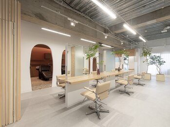 moon by KENJE 【ムーン バイ ケンジ】